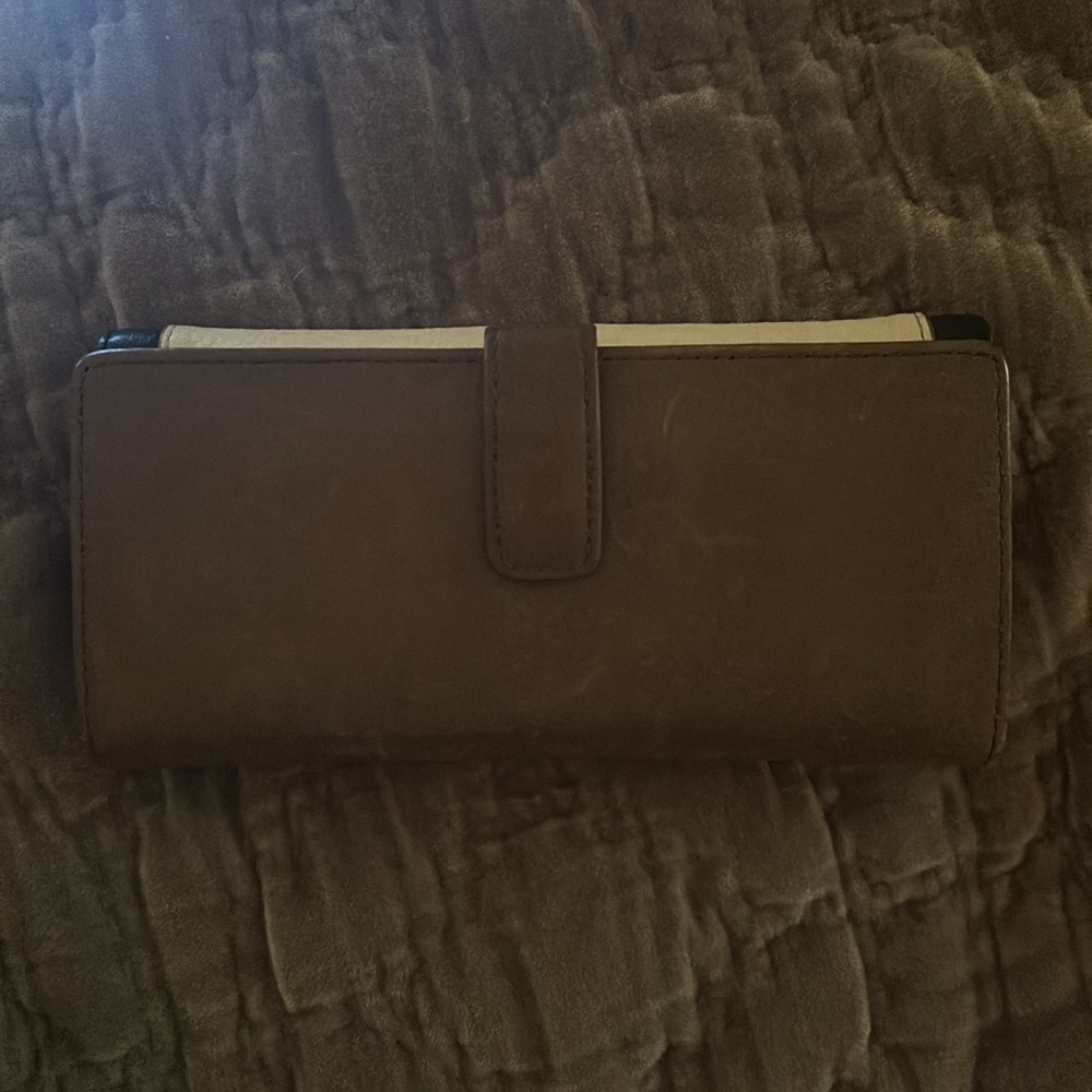 Fossil Wallet. - image 2